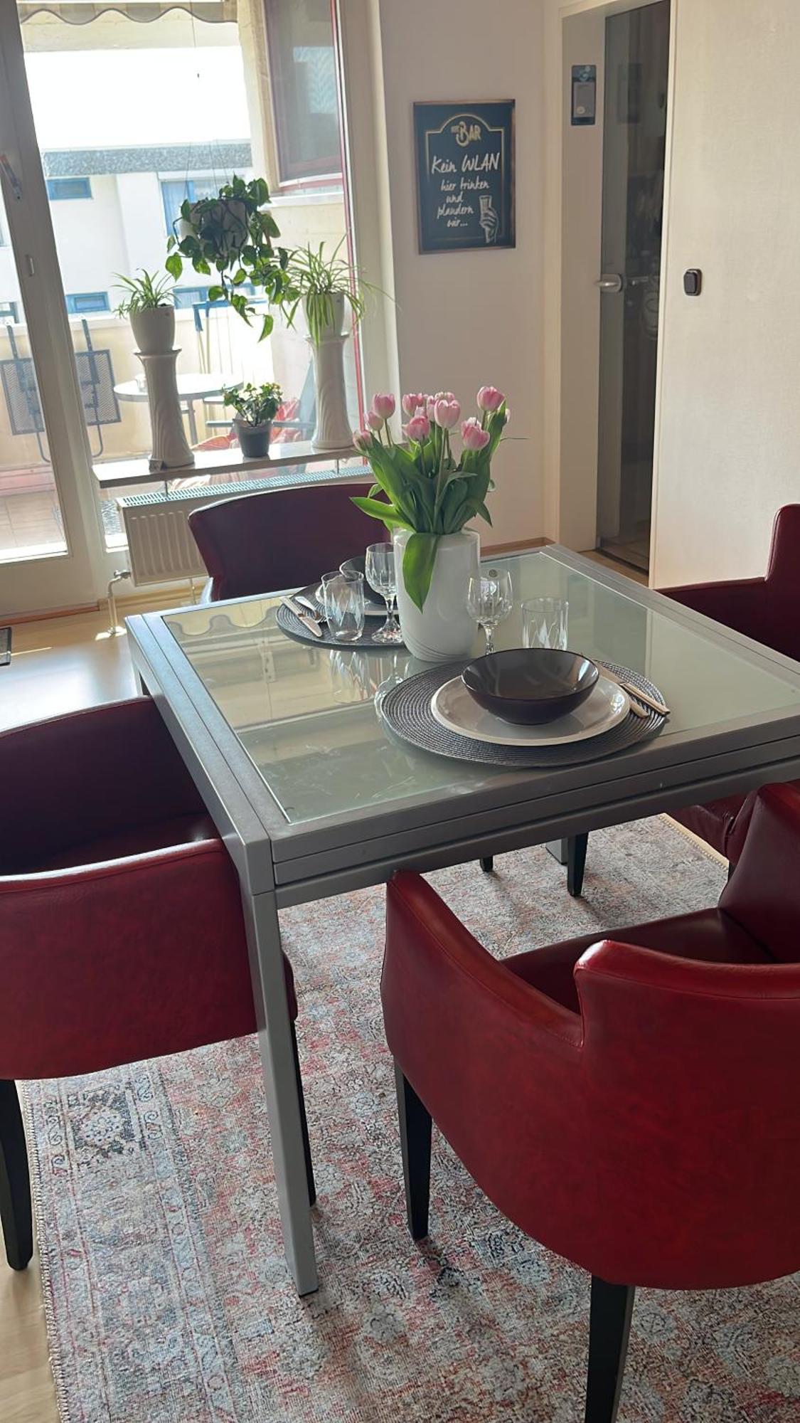 Gemuetliche, Ganze Wohnung In Ruhiger, Zentraler Lage เลเวอร์คูเซน ภายนอก รูปภาพ